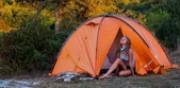 Как выбрать недорогую двухместную палатку?